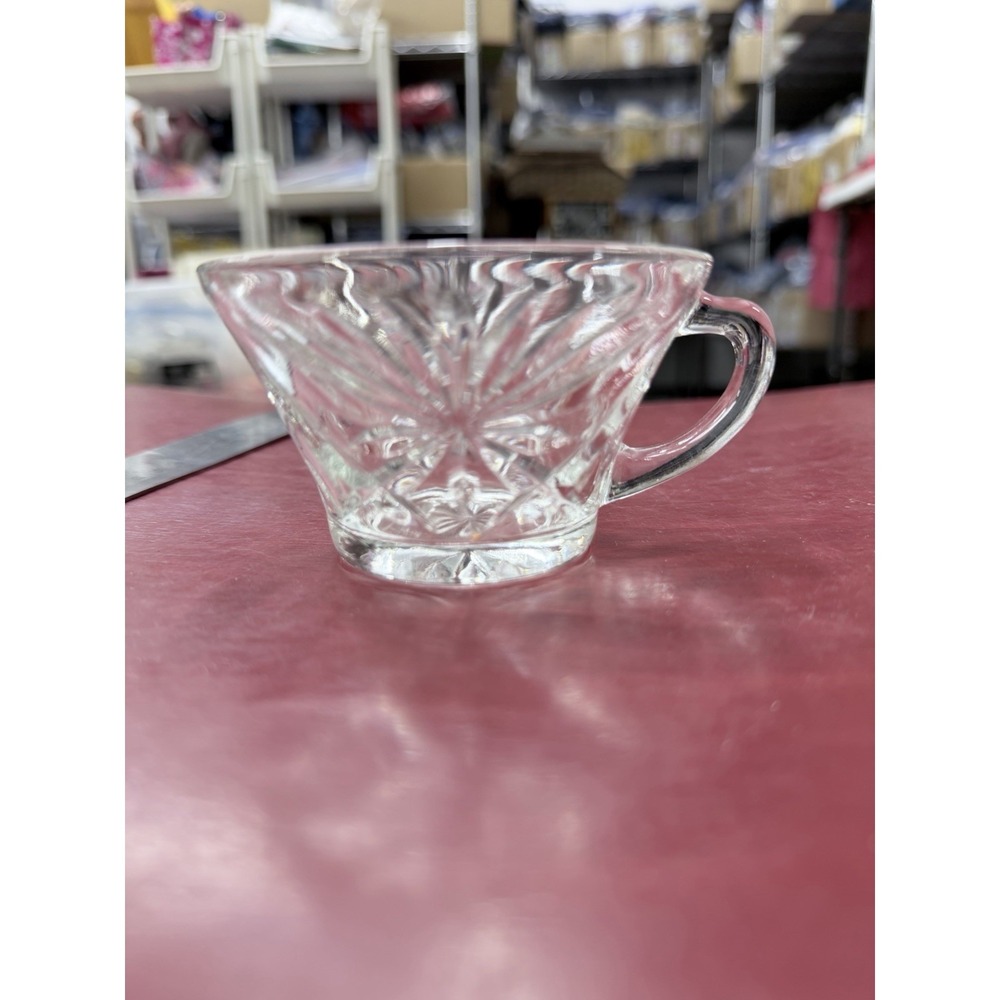 Anchor Hocking Punch Snack Cup Glass Prescut Clear Star Fan About 2 1/4" Y20